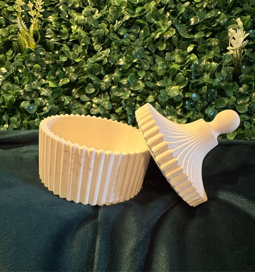 Carousel Jar with Lid