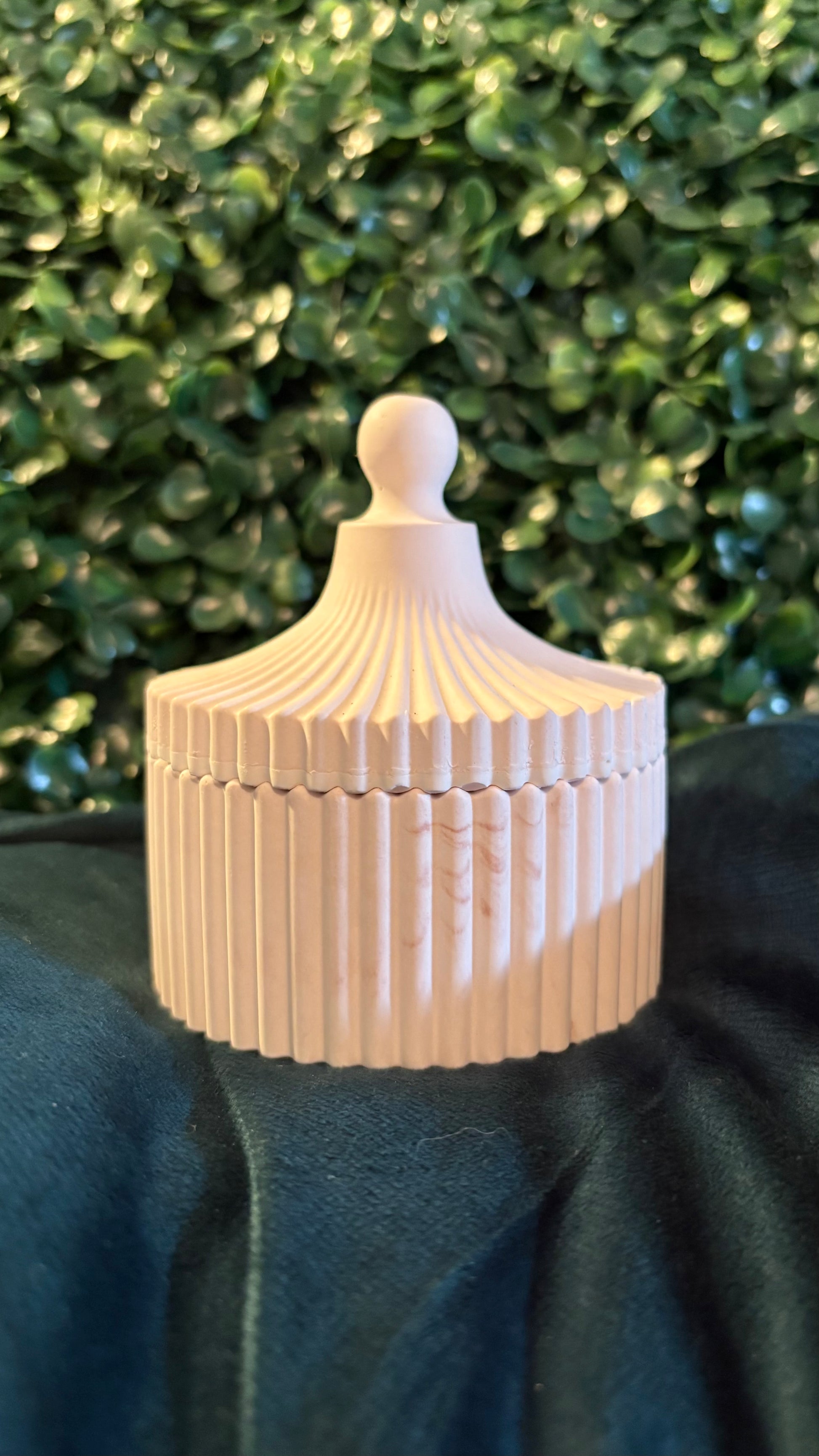 Carousel Candle with lid