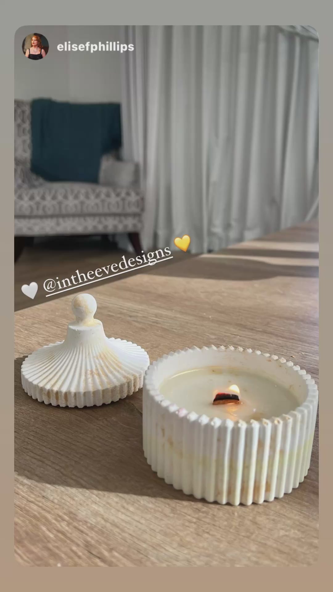 Carousel Candle with lid